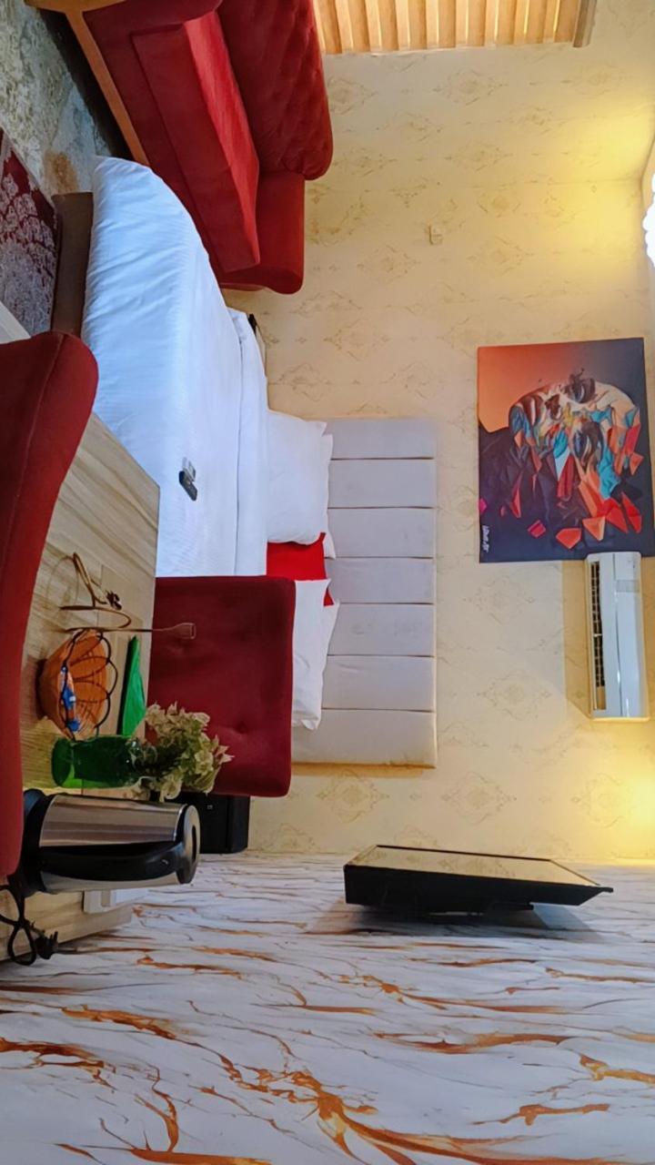 Hotel Nuit De Paris Abuja Exteriér fotografie