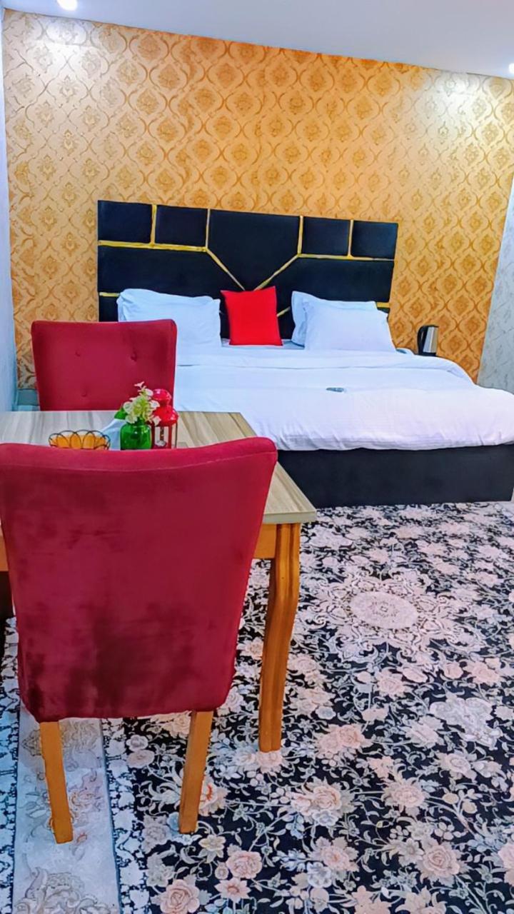 Hotel Nuit De Paris Abuja Exteriér fotografie