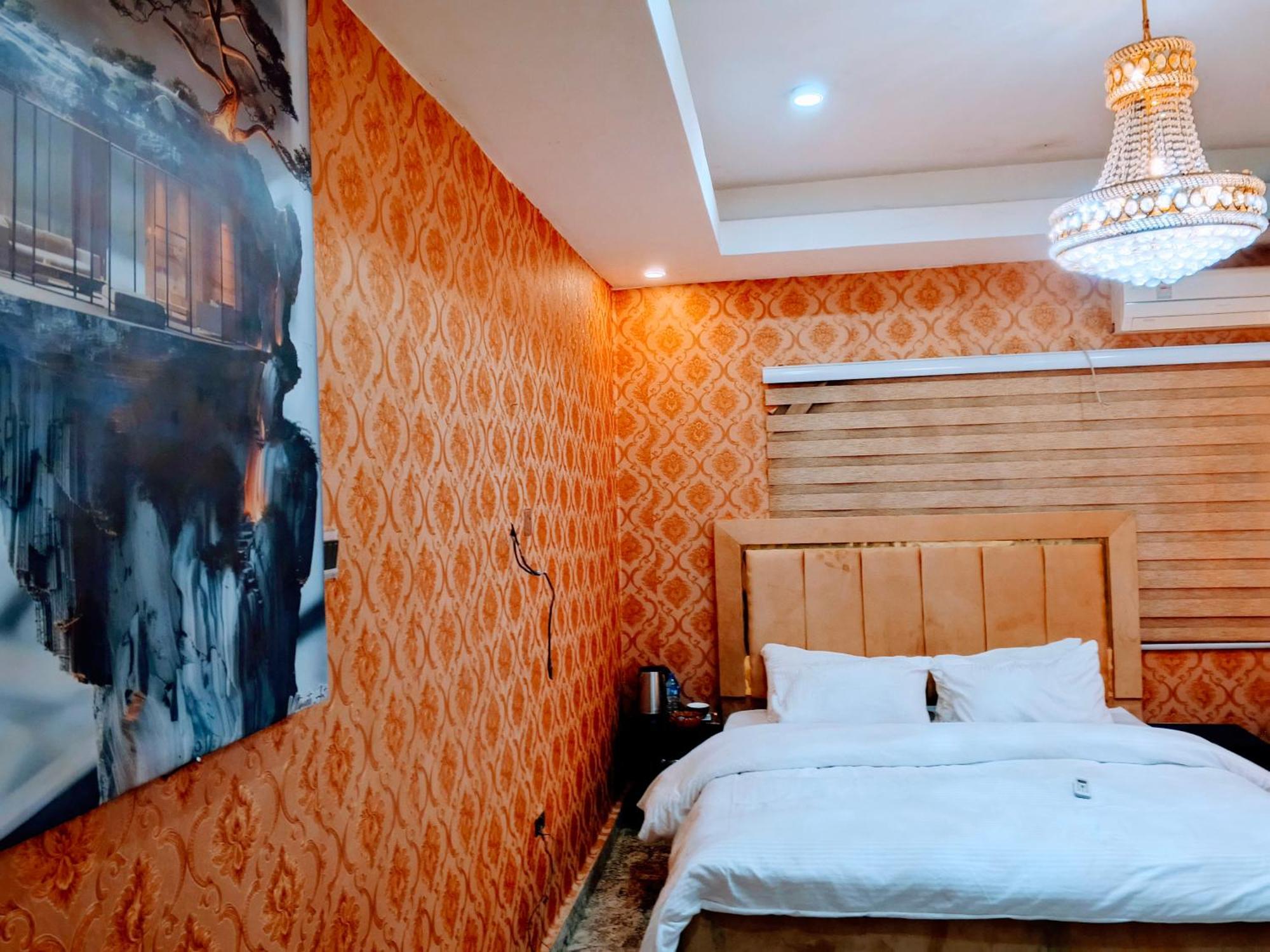 Hotel Nuit De Paris Abuja Exteriér fotografie